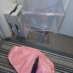 Exercise Ball +Pump (Retail $34) ☆2x New Sturdy Plastic Trays (Retail $7 Each) ☆2x Crystal Clear Collapsable Small Acrylic Bins ($Retail 6 Each)