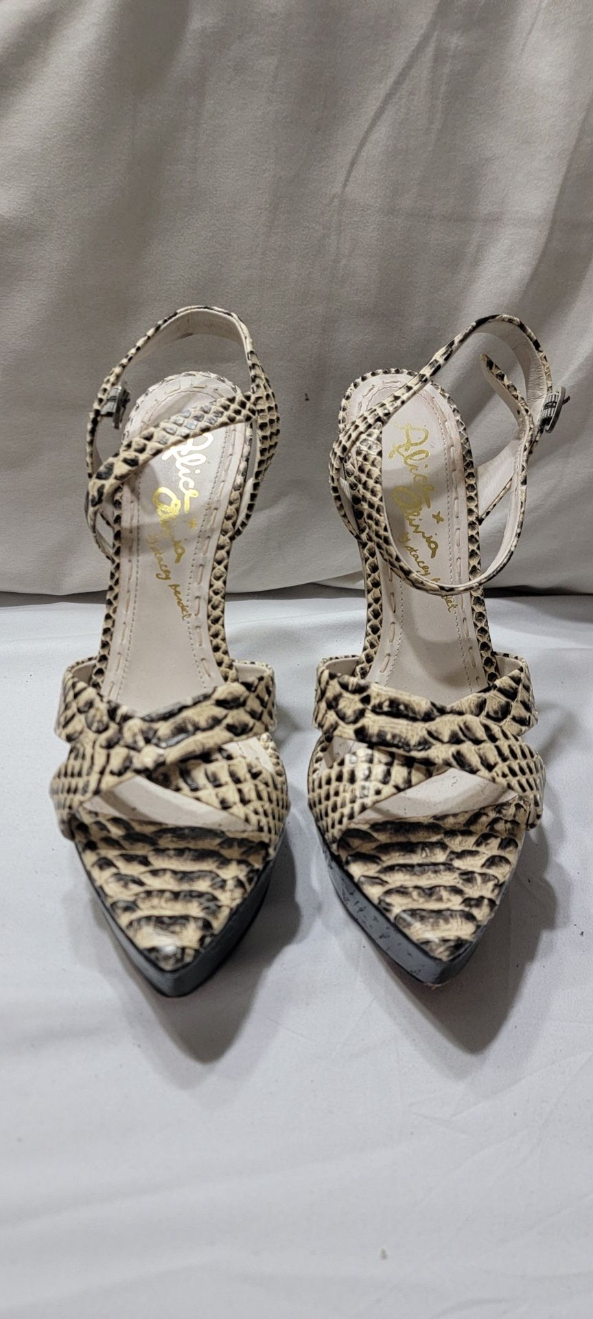 Womens Beige Snake Wedge Sandals size 38 in italian