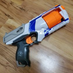 Nerf N Strike Elite Strongarm Gun