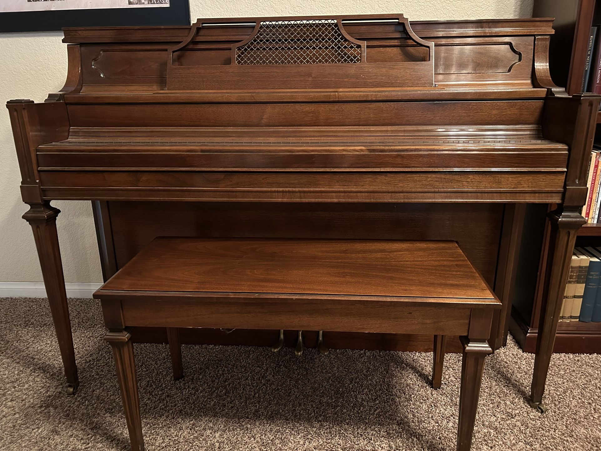 Yamaha Piano $1100