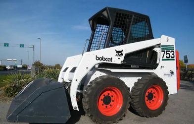 2000 Bobcat 753 Skid Steer Loader – 3,029 Hours – Excellent Condition – $11,898
