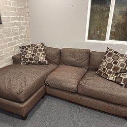 MUST GO!! 🛋️ Cozy Brown Sectional Couch with Chaise – Clean & Super Comfortable
