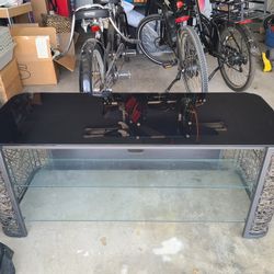 Coffee table/ TV stand