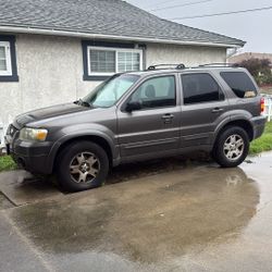 Ford Escape 