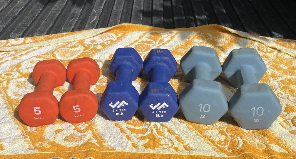 SET OF RUBBER / NEOPRENE DUMBBELLS (PAIRS OF) : 10s 8s 5s