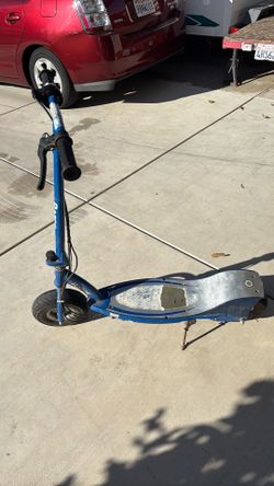 Electric Scooter Razor E300