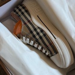 Burberry Check Sneakers