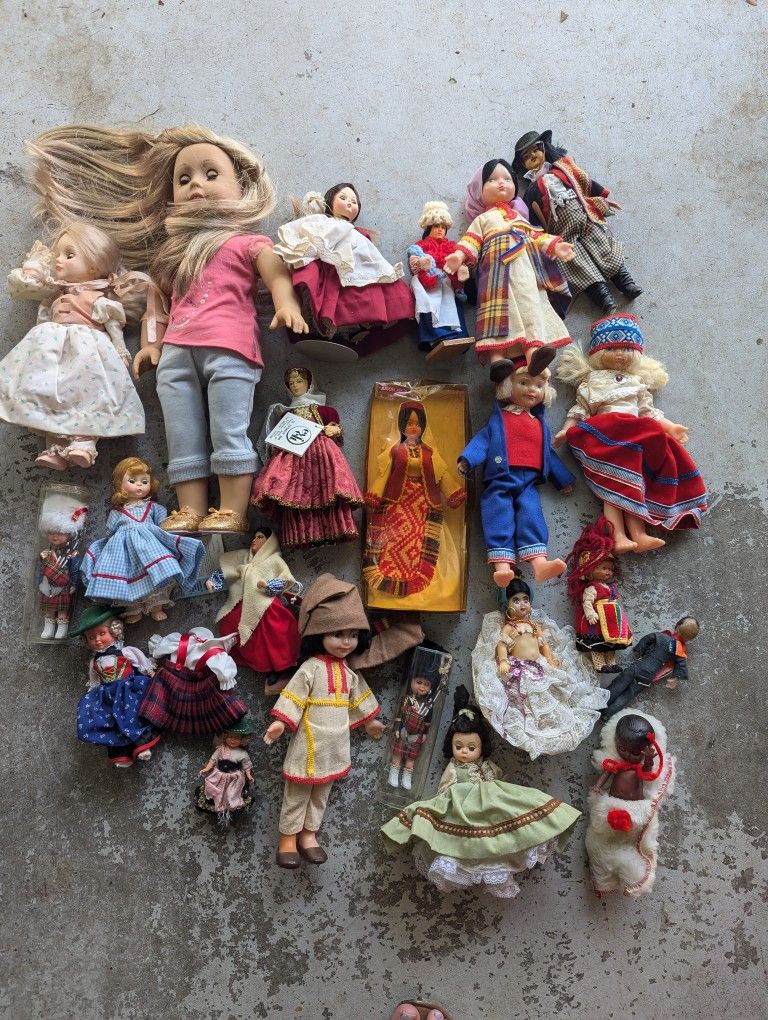Antique Dolls