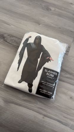 Costume
