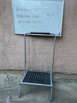 Extra Wide Step Stool With Handle