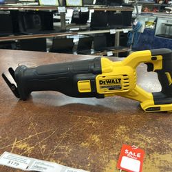 Dewalt Flexvolt 60V  Max cordless Brushless Saw
