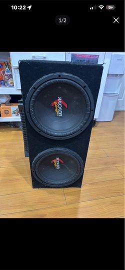 Speaker box with amp