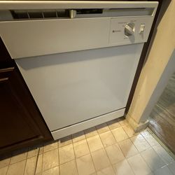 Americana Dishwasher