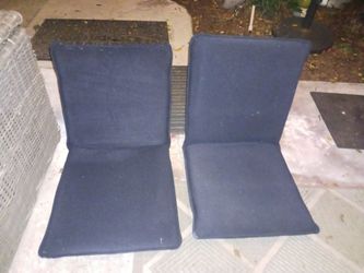 2 NEW NICE PORTABLE FOLDING SEATS GD TRAVEL BEACH CAMPING ETC 18 SET FINAL PRICE LOOK MY POST TONS ITEM