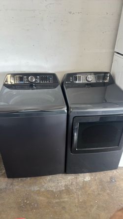 GE profile washer dryer set