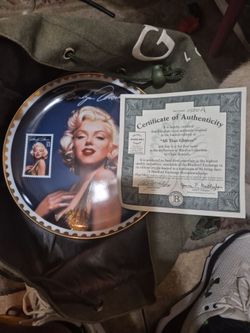 Bradford Exchange Marilyn Monroe Collector Plate with COA