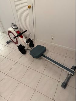 Brookstone BodyForm Rowing Machine - Magnetic Resistance - Works