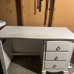 Desk For Crafts