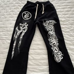 Hellstar Flared Sweatpants Size XL - FAST PICKUP