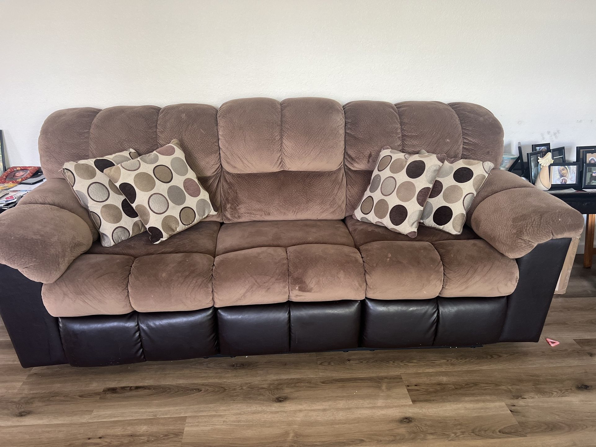 Reclining Sofa Set