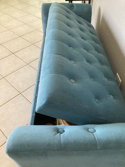 Beautiful Velvet Bench Like BRAND NEW with storage, only used for that