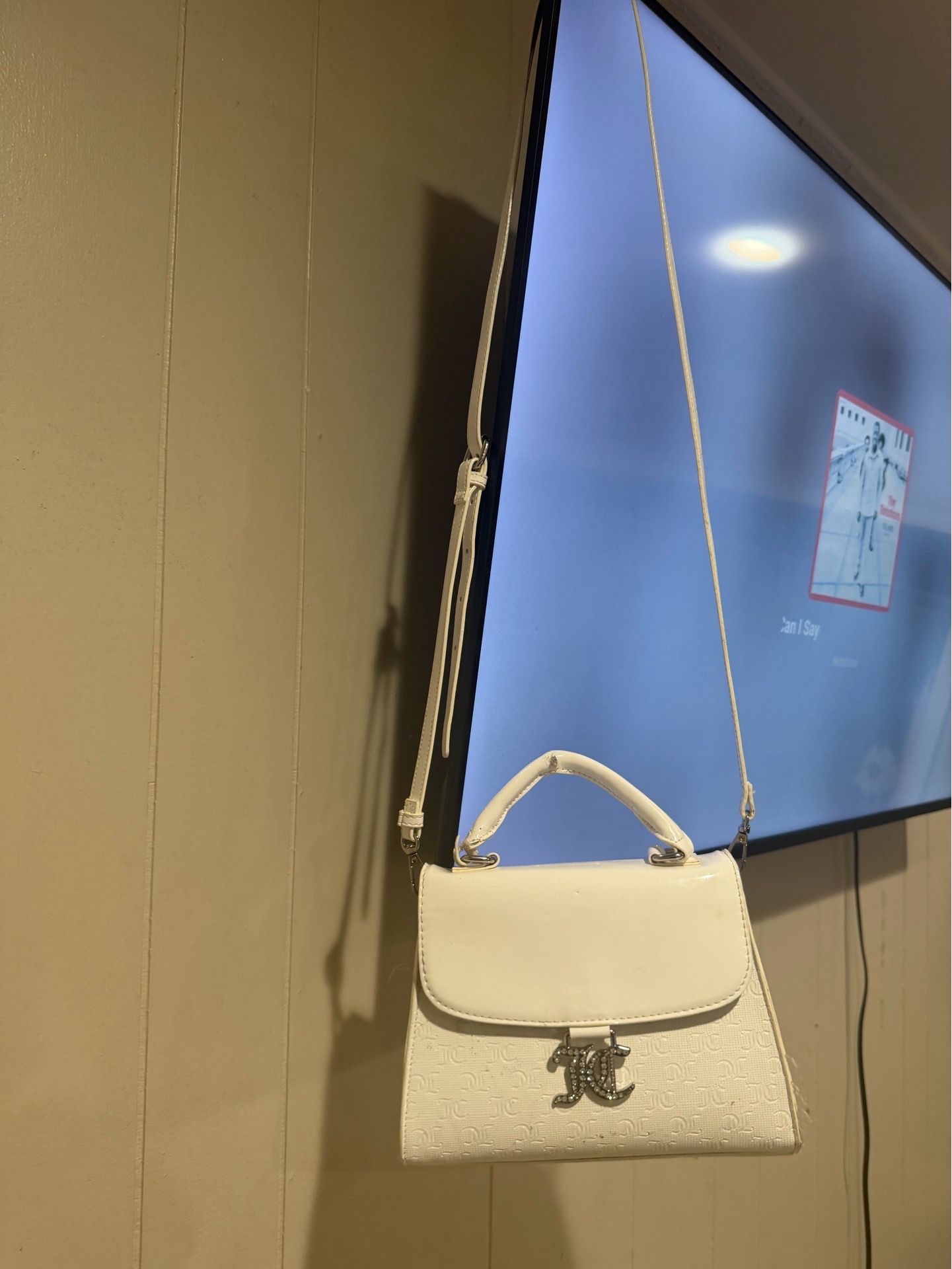 white juicy couture strap bag