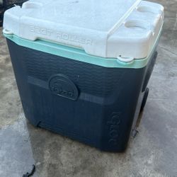 Igloo Iced Chest