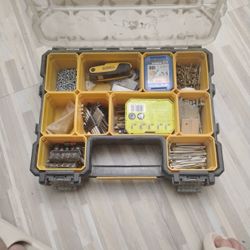 DeWalt  Screw Organizer 