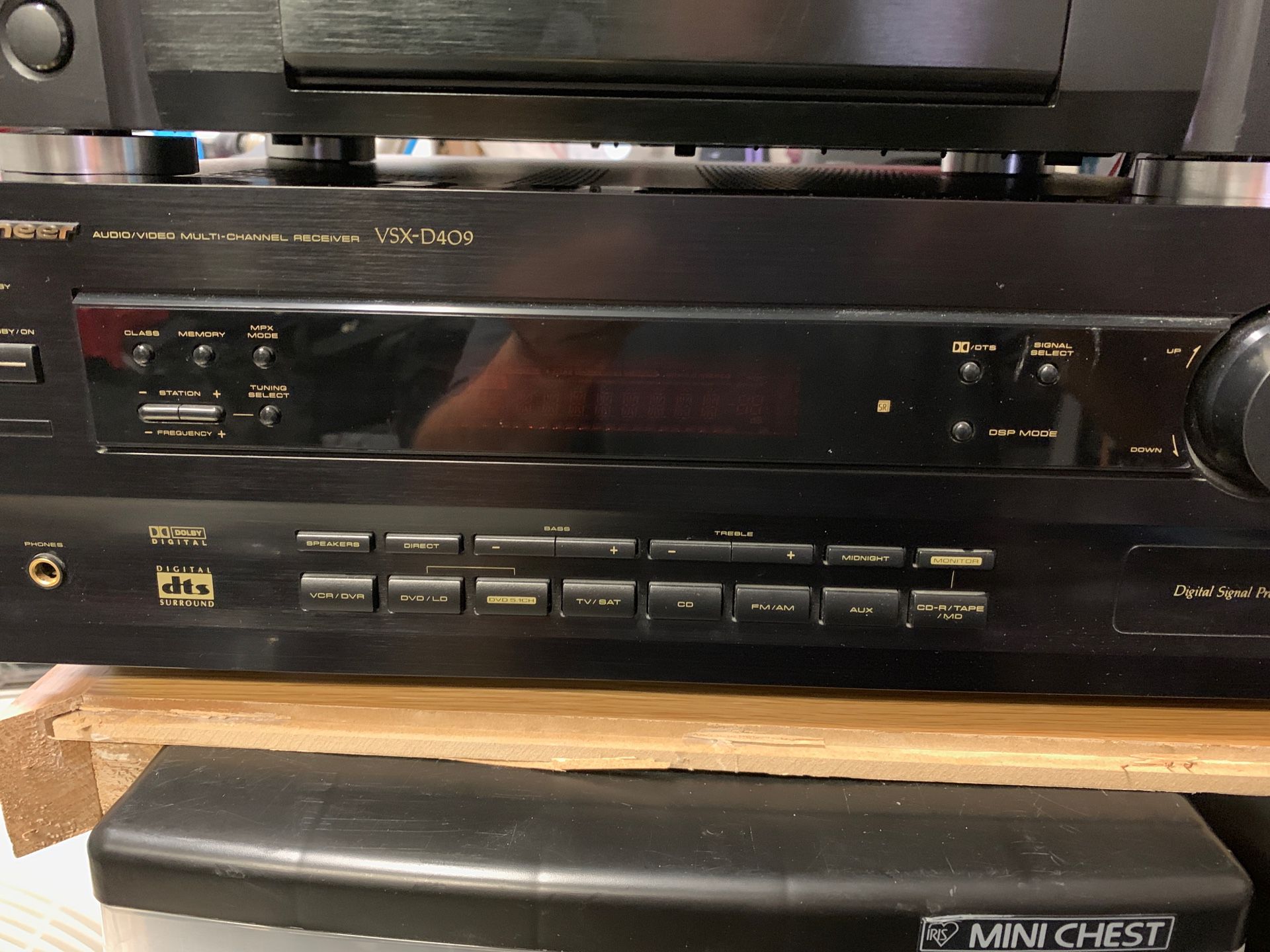 Pioneer receiver VSXD409