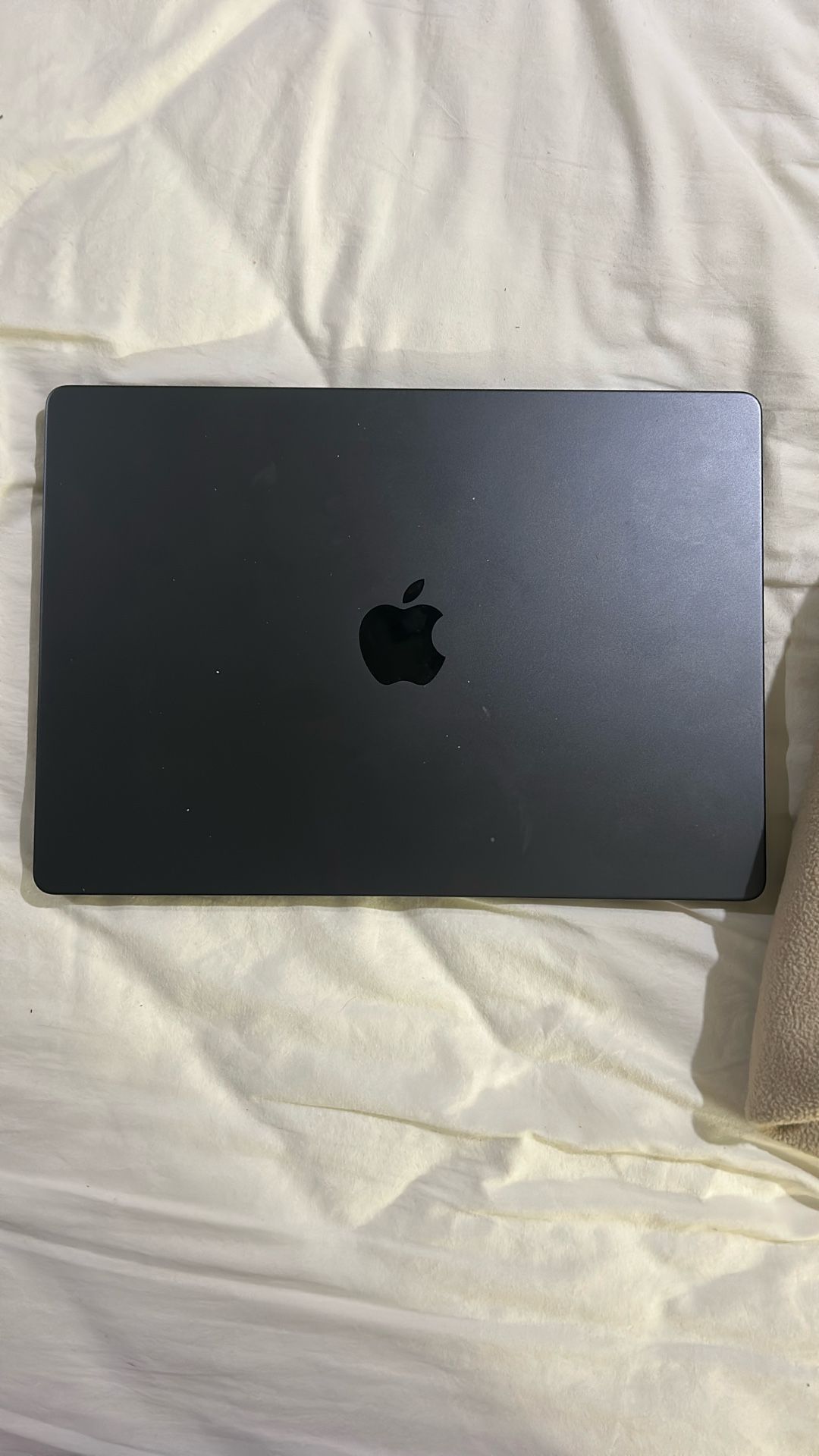 Apple Mac Book