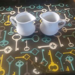 Reco Fine porcelain creamers