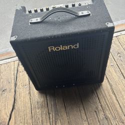 Roland KC-300 Amp