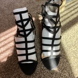 FASHION NOVA BLOCK HEELS