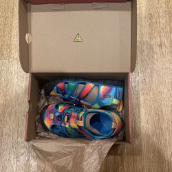 Kids Keen Water Shoes New In Box