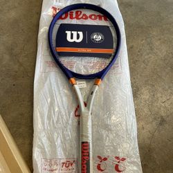 Wilson Roland Garros Ultra 100 V3.0 Tennis Racquet