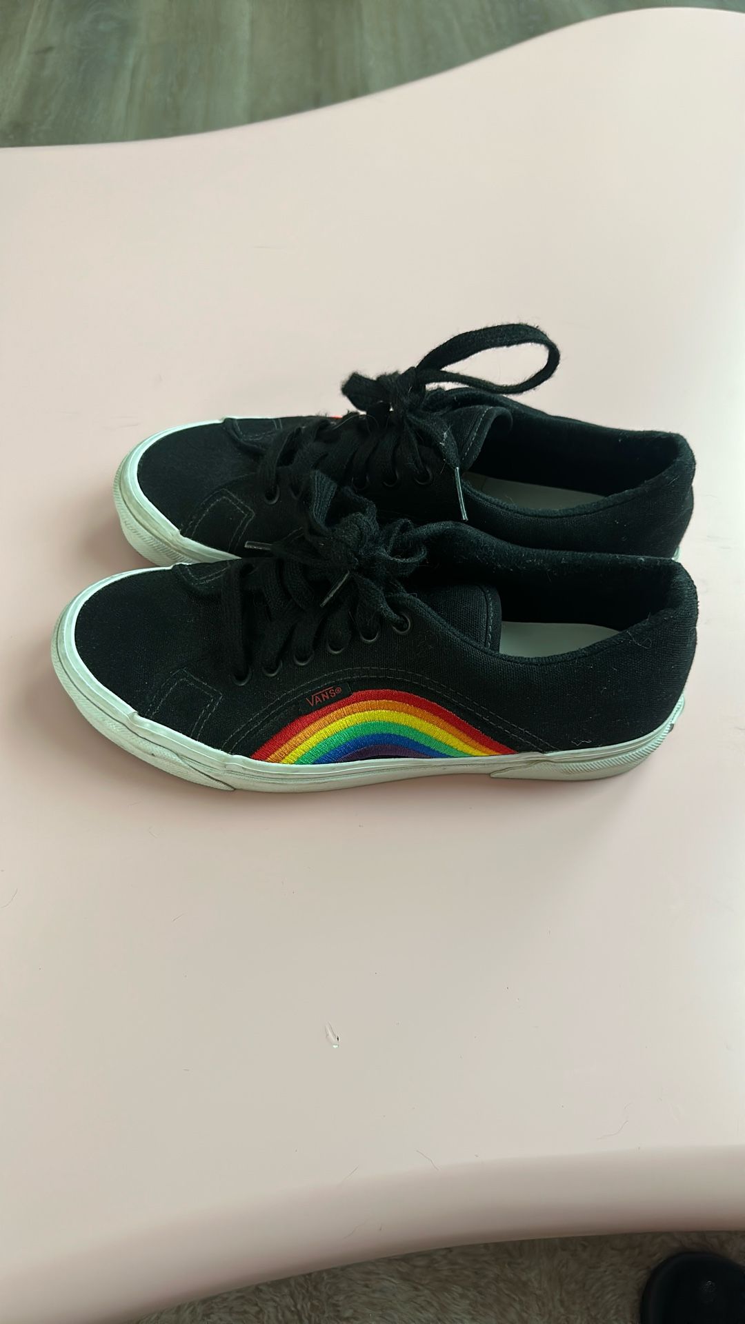 Vans - Limited Edition - Black & Rainbow