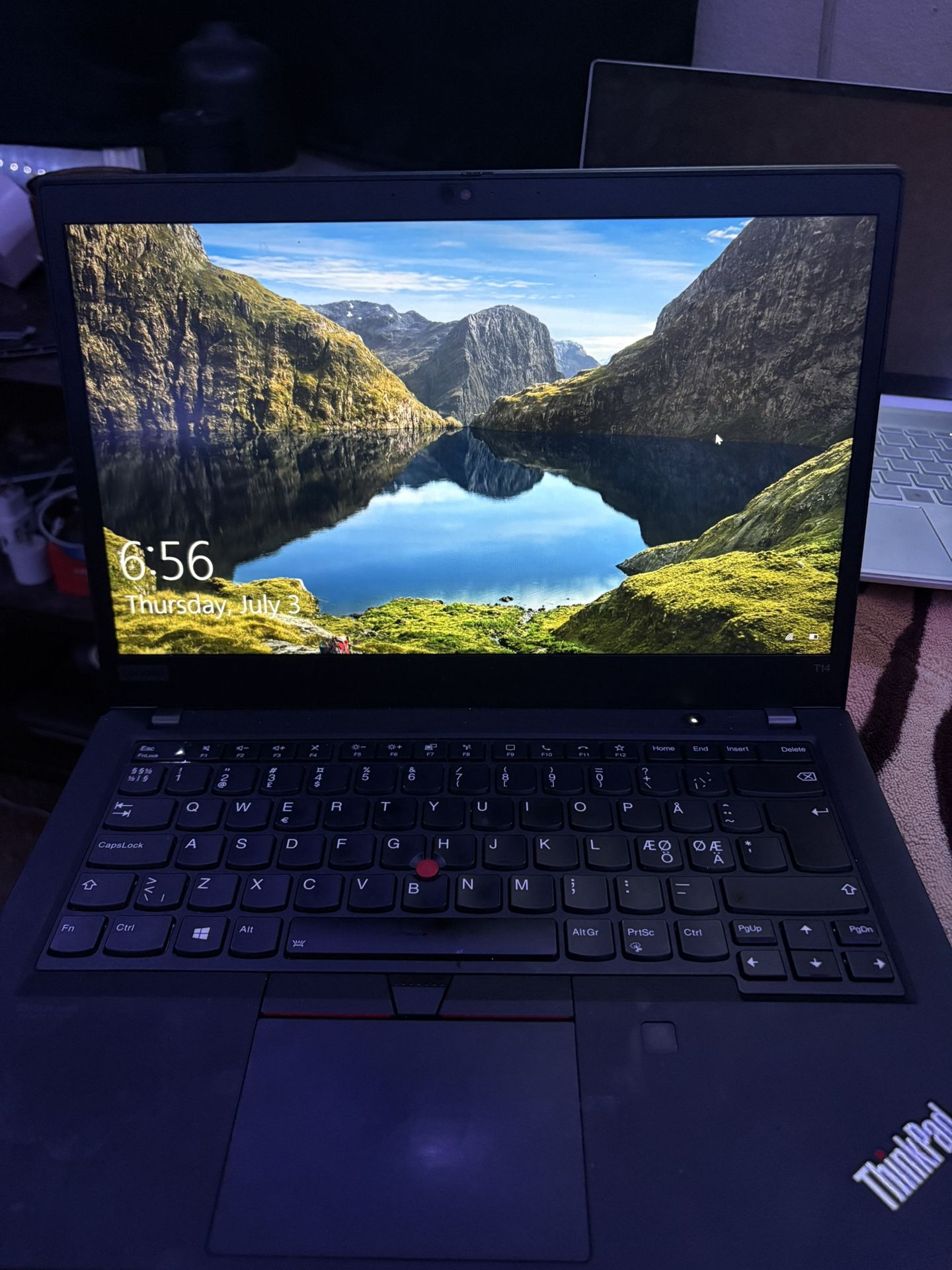 lenovo thinkpad freshly wiped