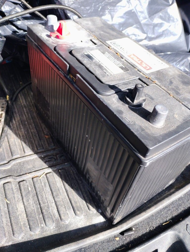 Deep Cycle Battery
