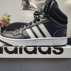 Adidas Black/White S 3