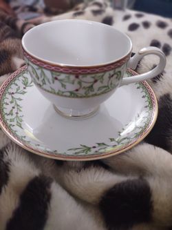 MIKASA holiday Traditions Tea Set