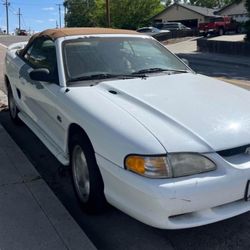 1994 Ford Mustang