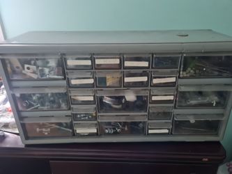 Screw box organizer