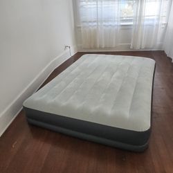 Queen Air Mattress 