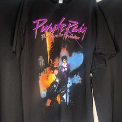 VARIETY OF GRAPHIC TEES