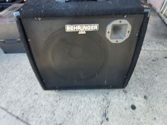 Behringer Keyboard amp
