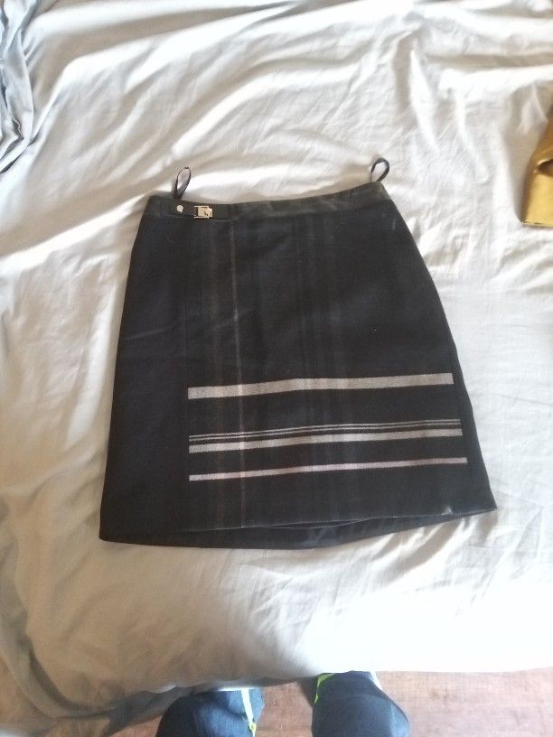 White House Black Market Skirt
