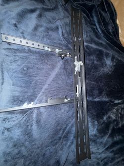 Tv mount up too 80 inch