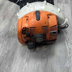 STIHL LEAF BLOWER