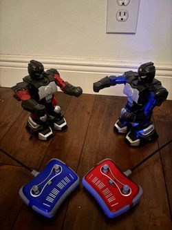 Classic boxing robots