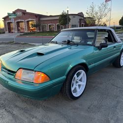 1993 FORD MUSTANG LX 5.0
